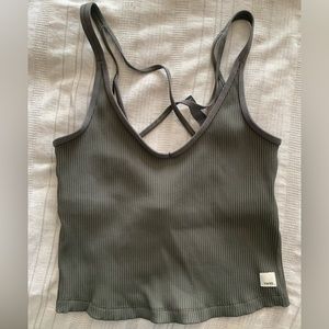 Vuori Ribbed Crop Tank Like New